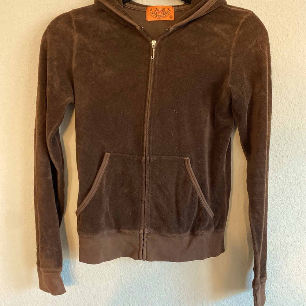 Size small juicy jacket. Chocolate color. Perfect condition.